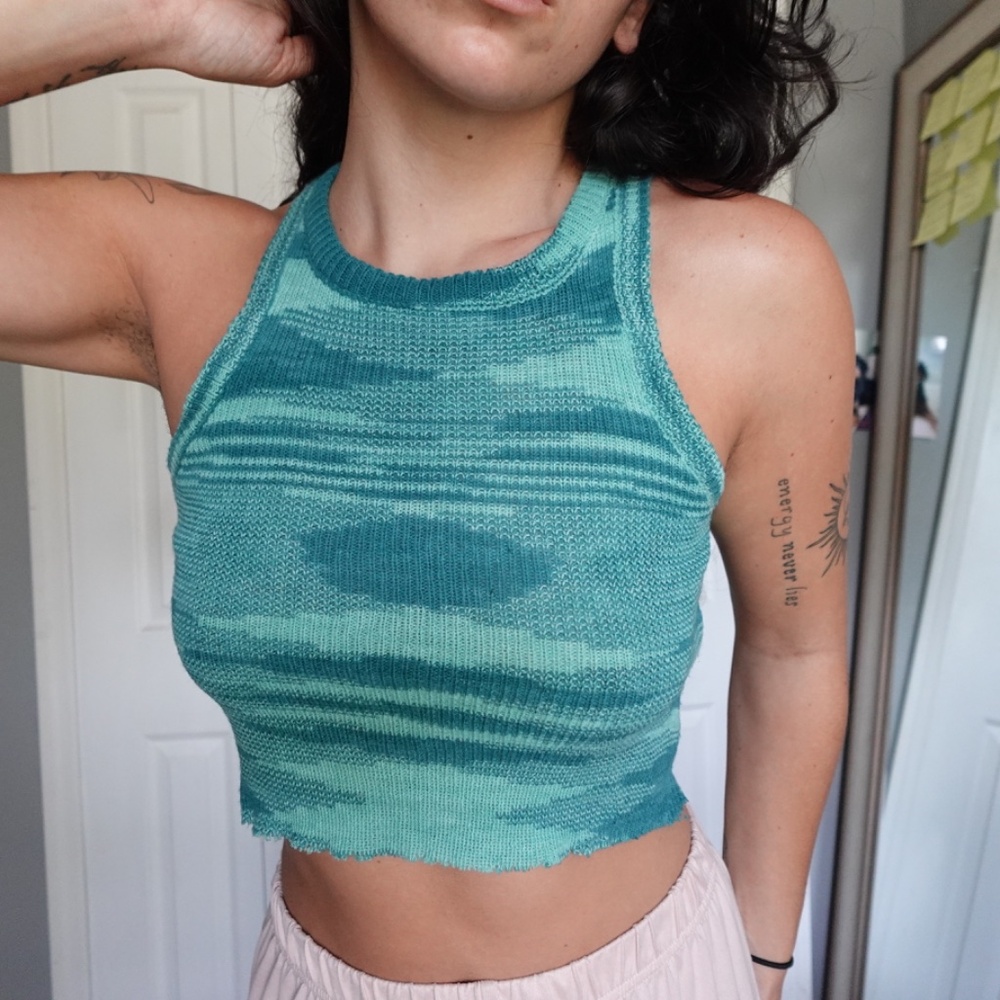 Knit Turquoise Tank - Picture 2 of 3